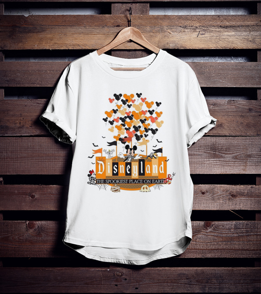 Disneyland Halloween Mickey Mouse The Spookiest Place On Earth Orange Bats And Pumpkins T-Shirt