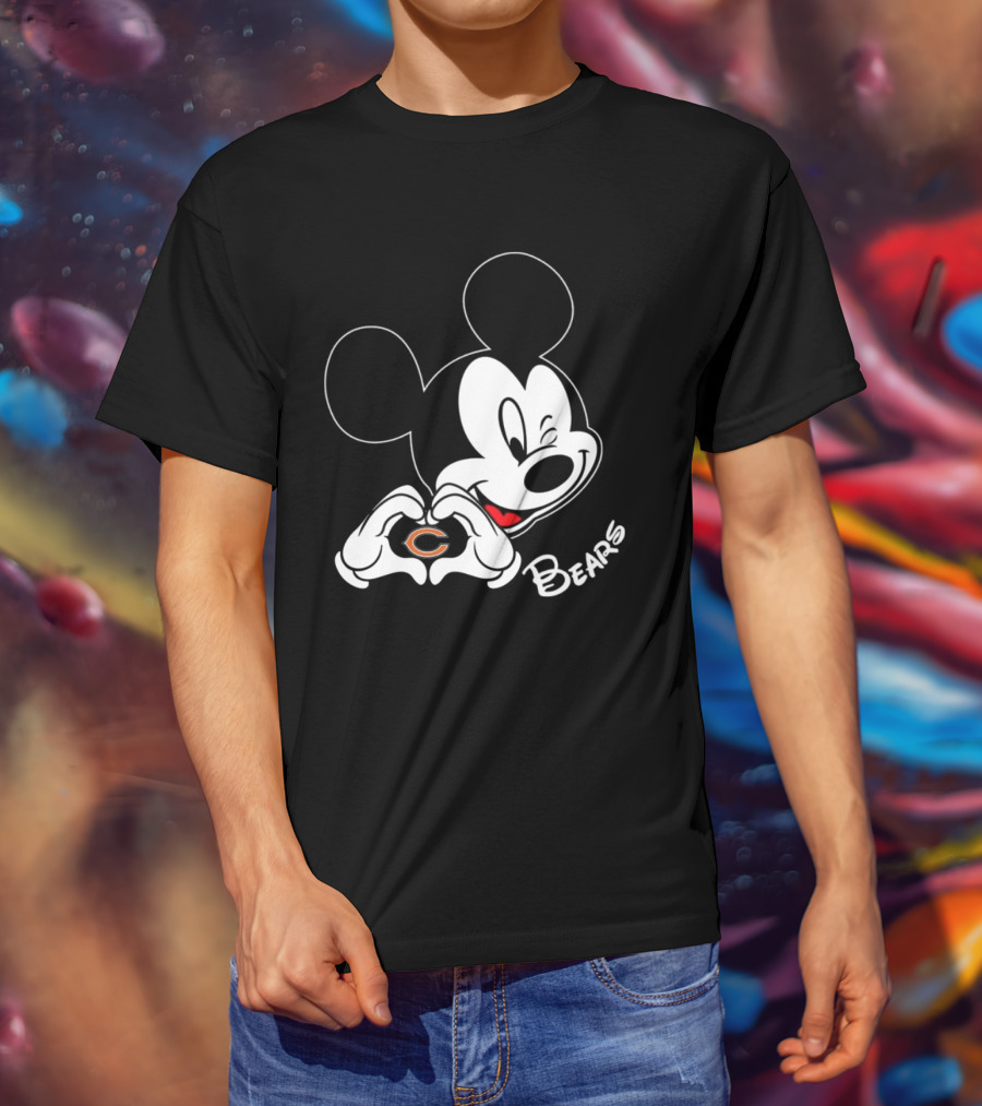 Mickey Heart Chicago Bears Fan T-Shirt