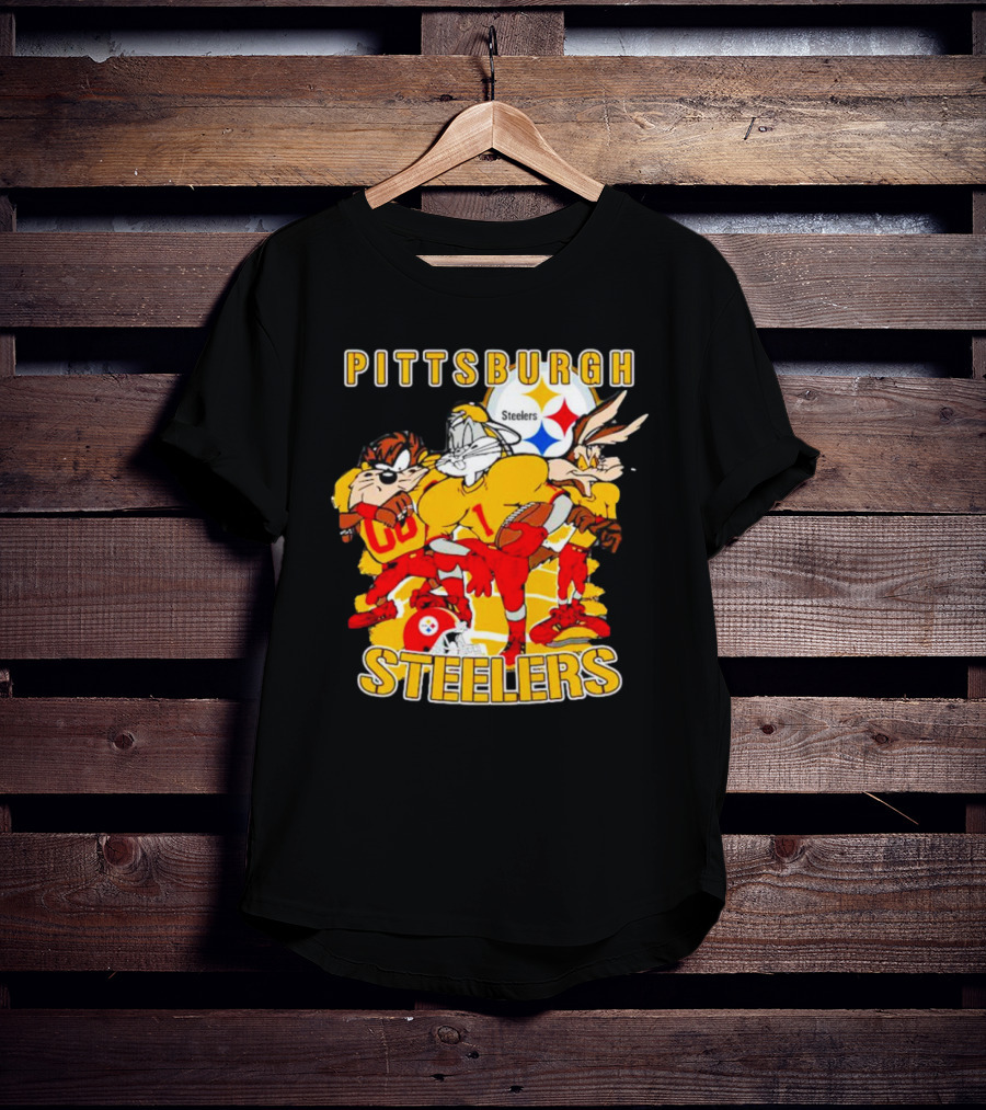 Pittsburgh Steelers Looney Tunes Bugs Taz Daffy Football Team T-Shirt