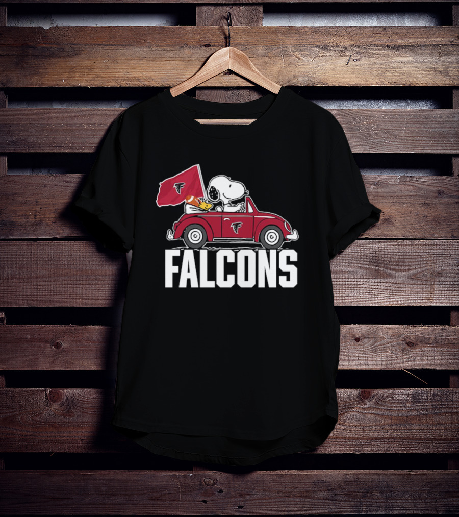 Snoopy Woodstock Driving Car With Atlanta Falcons Flag T-Shirt
