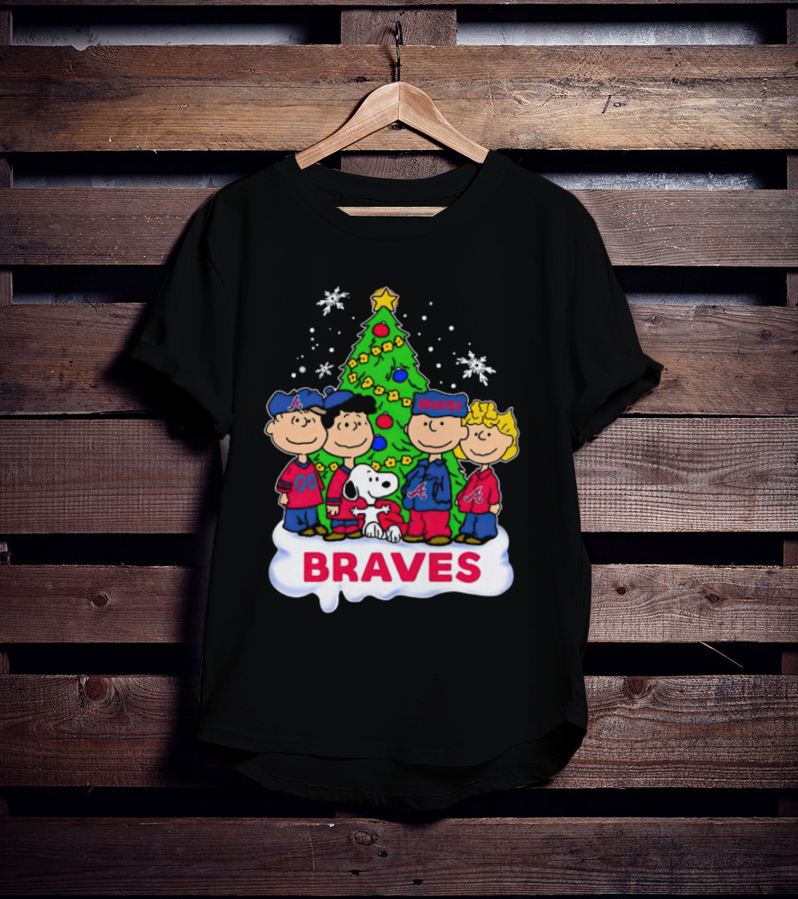 Peanuts Characters Atlanta Braves Christmas Tree Snowflakes T-Shirt