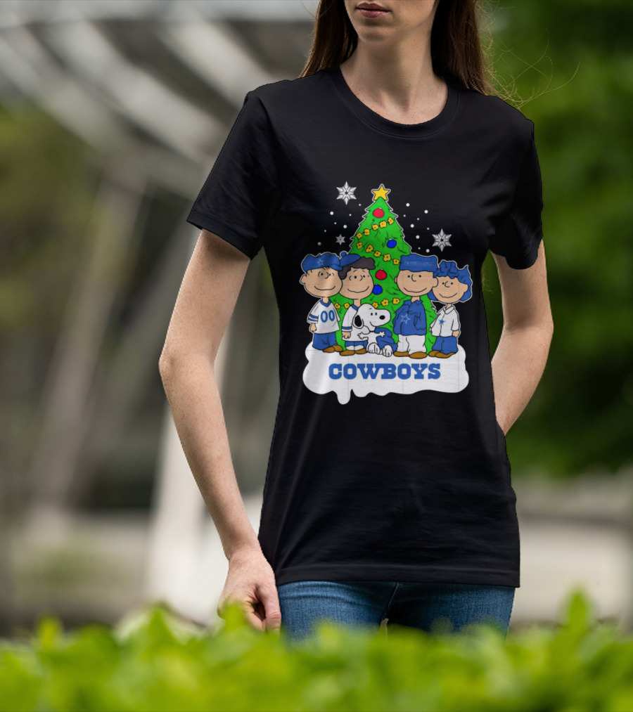 Peanuts Characters Dallas Cowboys Christmas Tree Cowboys T-Shirt