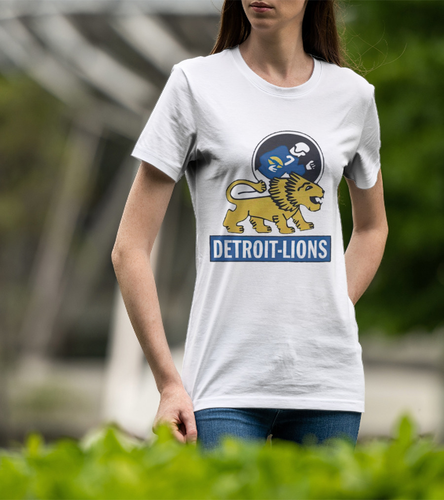 Detroit Lions 1952 Vintage Inspired Graphic With Classic Lion Emblem T-Shirt