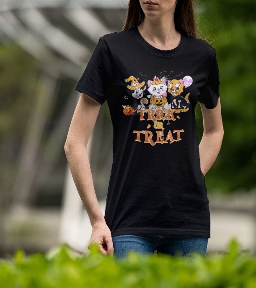 Trick Or Treat Halloween Cats With Jack-O'-Lanterns And Bat Silhouettes Disneyland T-Shirt