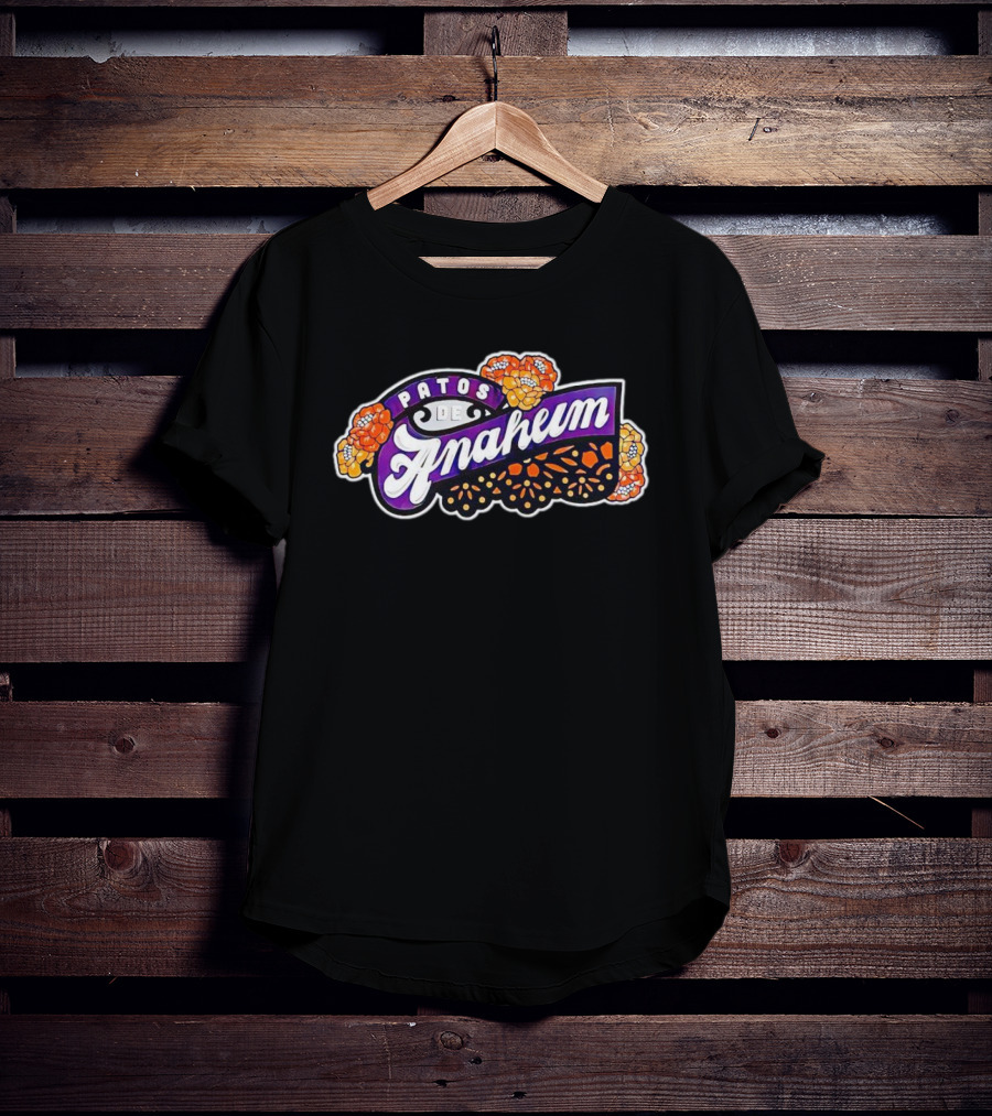 Patos De Anaheim Día De Los Muertos Florals T-Shirt