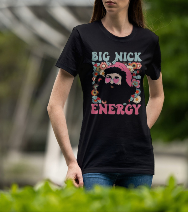 Big Nick Energy Merry Christmas Party Funny Santa With Flowers And Heart Sunglasses T-Shirt