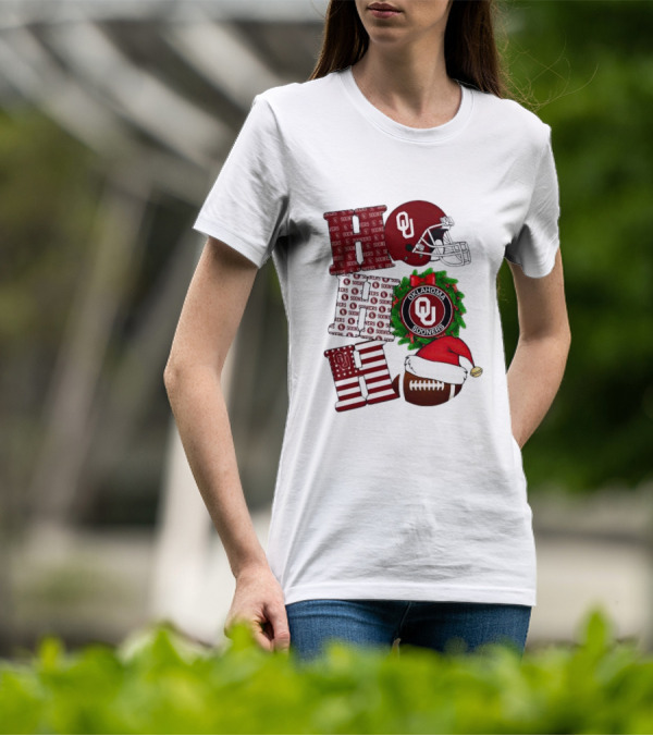 Oklahoma Sooners OU Helmet Wreath Football Santa Ho Ho Ho Christmas T-Shirt