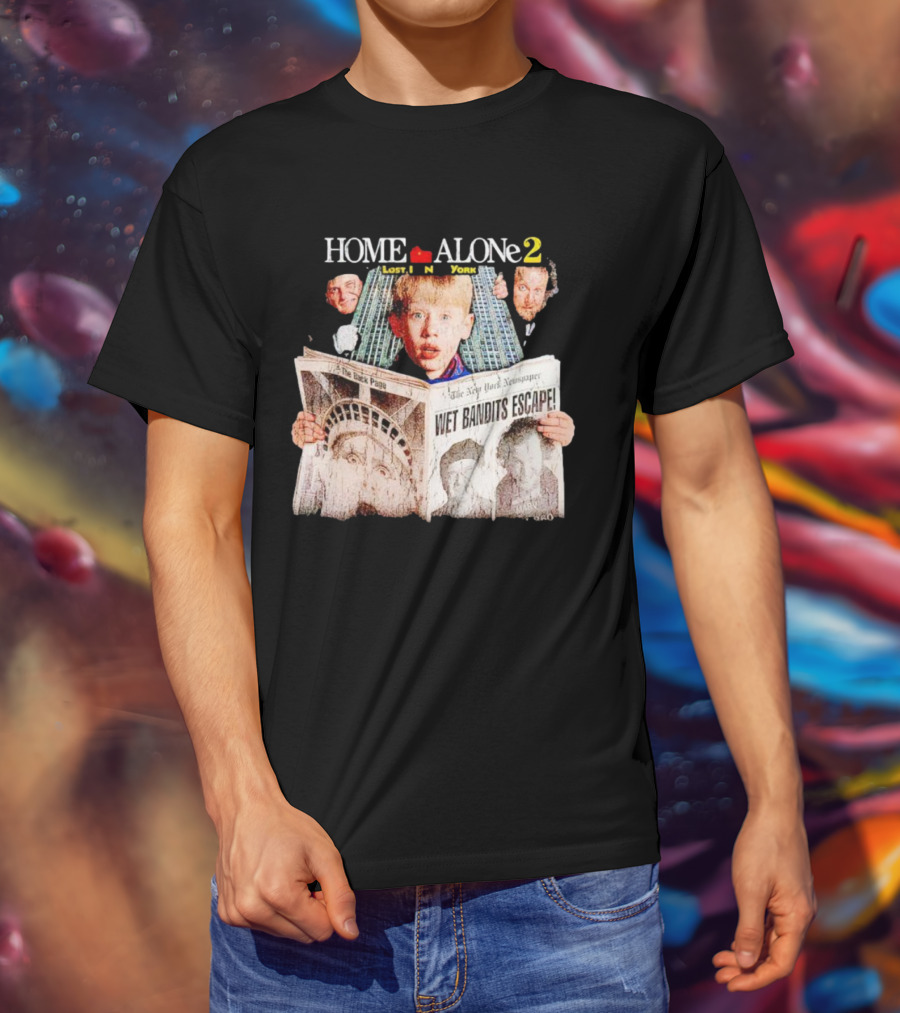 HOME ALONE 2 LOST IN NEW YORK WET BANDITS ESCAPE NEW YORK NEWSPAPER T-Shirt