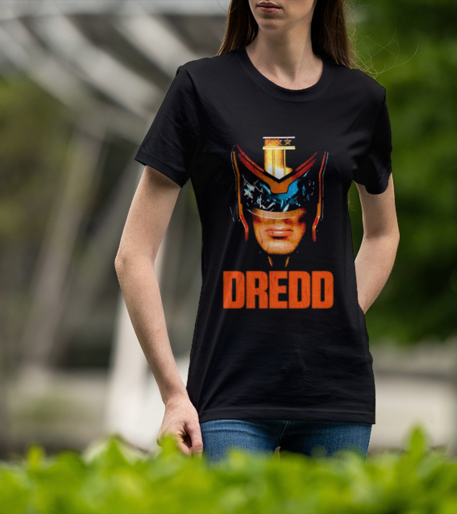 Judge Dredd Helmet Vintage Retro Dredd T-Shirt