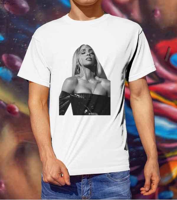 Kelly Rowland Krew Iconic Black And White Fashion Pose T-Shirt