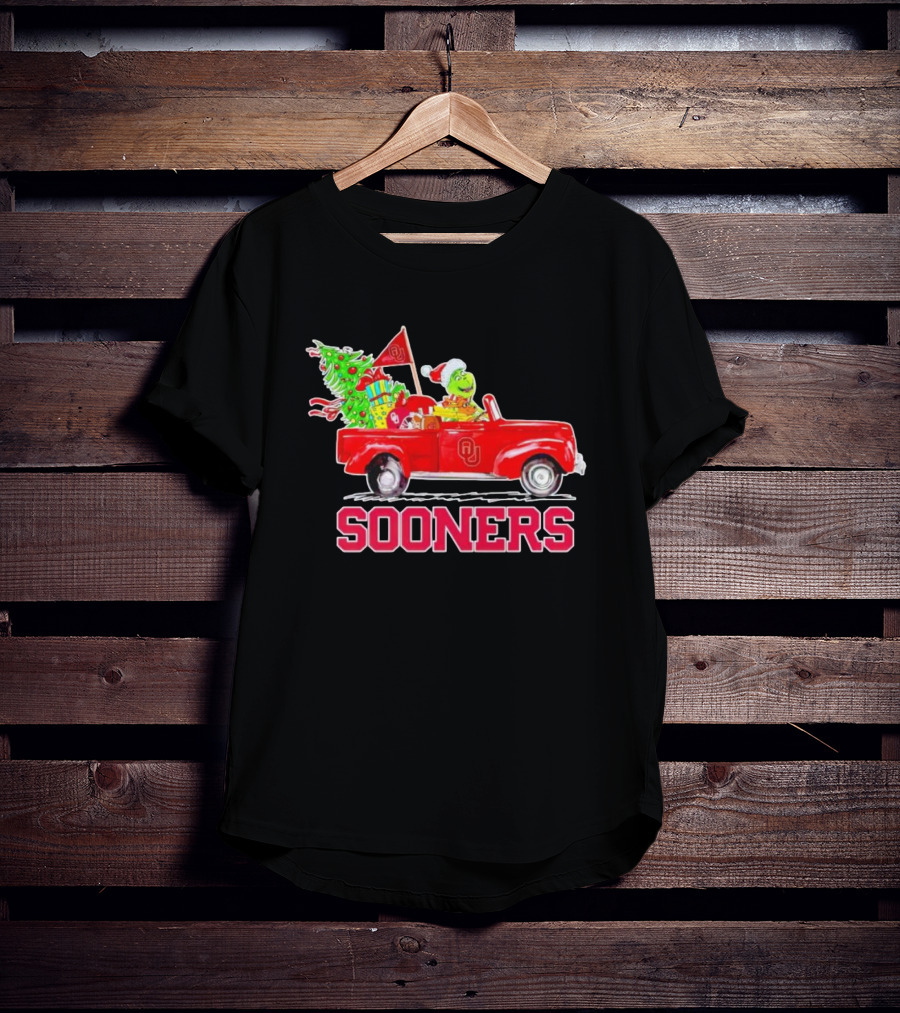 Sooners Grinch Driving Red Truck With Christmas Tree And Gifts T-Shirt