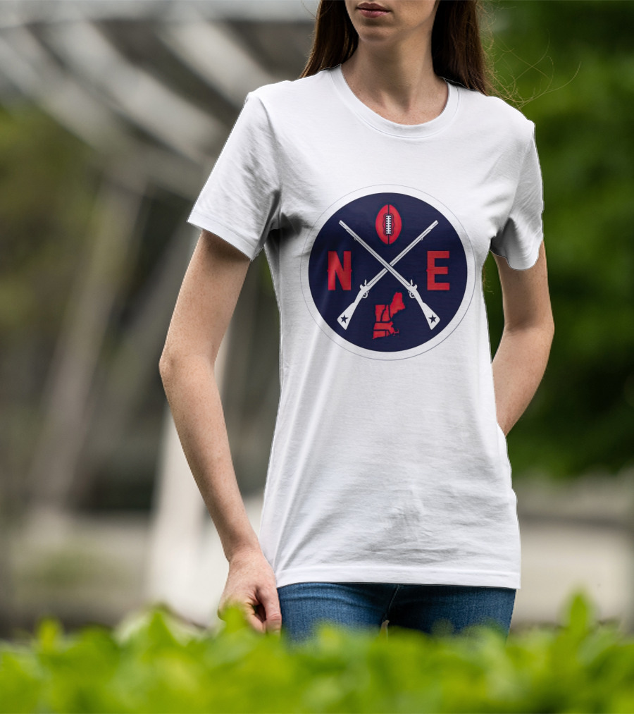 New England Patriots Football Emblem NE Guns Map Oval T-Shirt