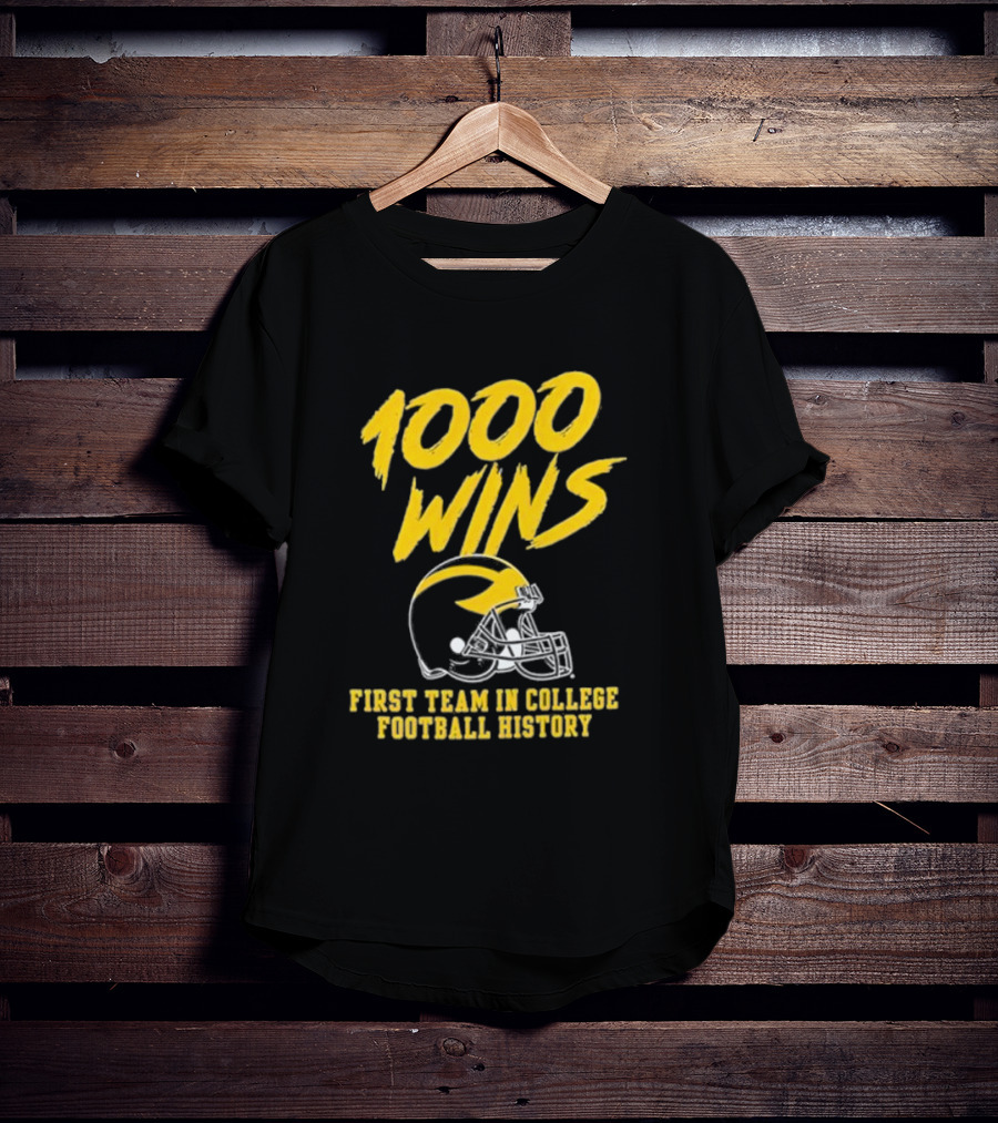 Michigan Wolverines 1000 Wins First Team In College Football History Helmet T-Shirt