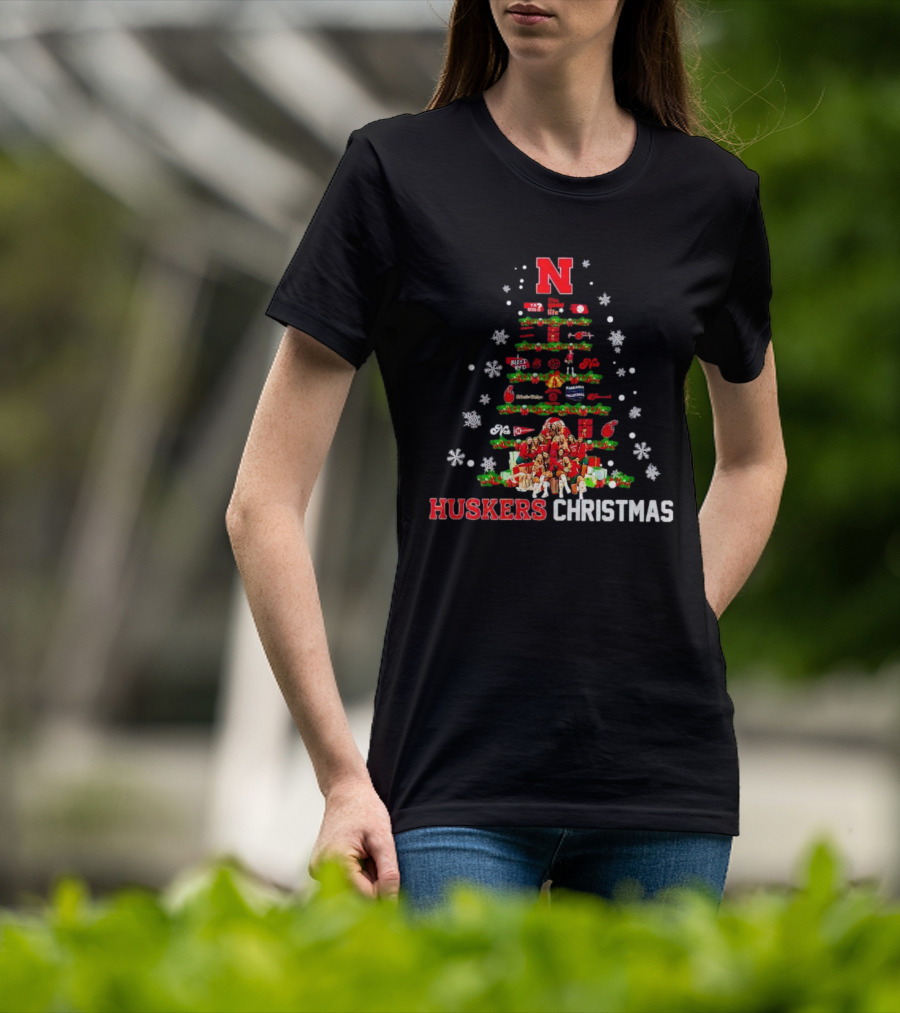 Huskers Christmas Tree With Nebraska Cornhuskers Logo And Holiday Decorations T-Shirt