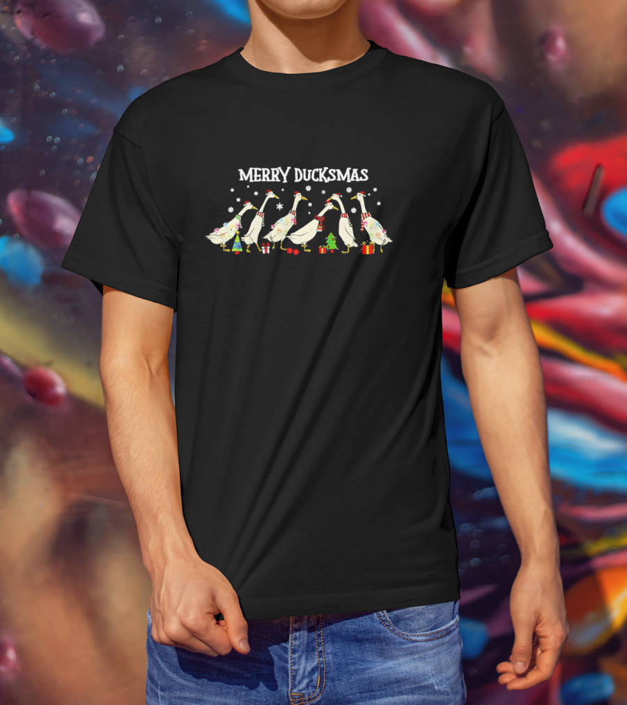 Merry Ducksmas Christmas Ducks With Holiday Hats And Gifts T-Shirt