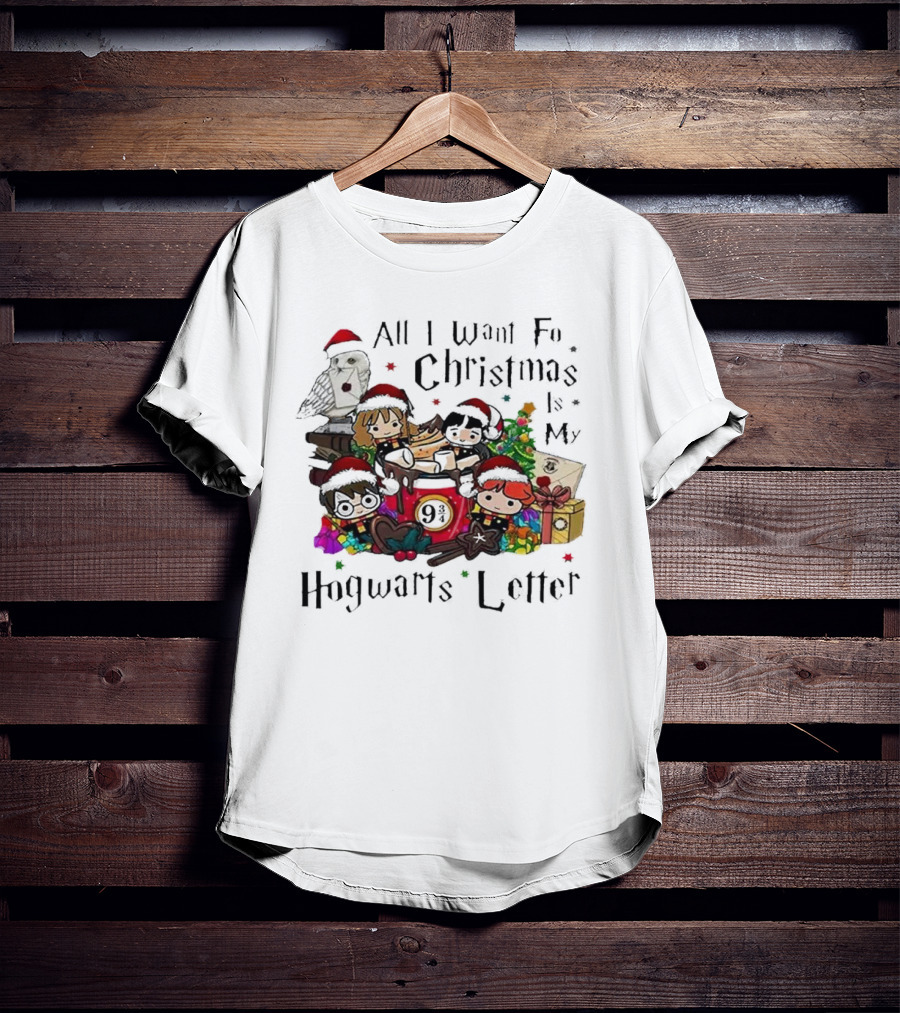 All I Want For Christmas Is My Hogwarts Letter Platform 9¾ With Owl Santa Hats And Gifts T-Shirt