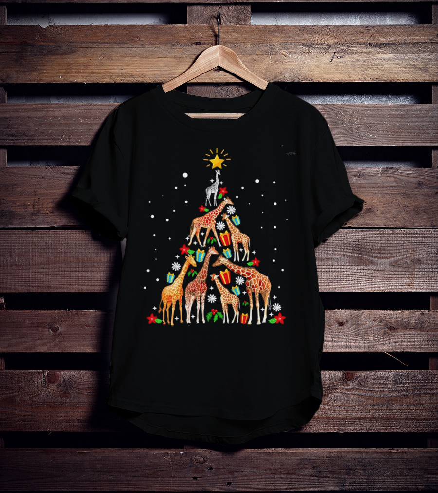 Giraffe Christmas Tree Star Presents Snowflakes T-Shirt