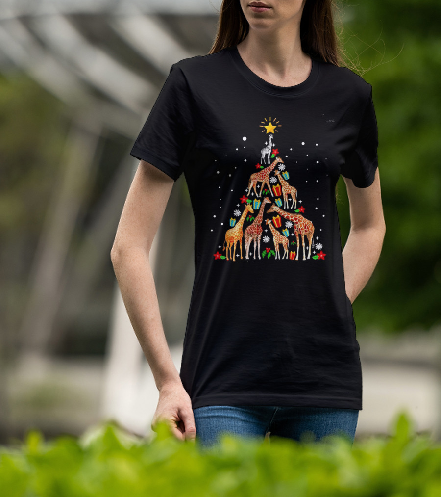 Giraffe Christmas Tree Star Presents Snowflakes T-Shirt