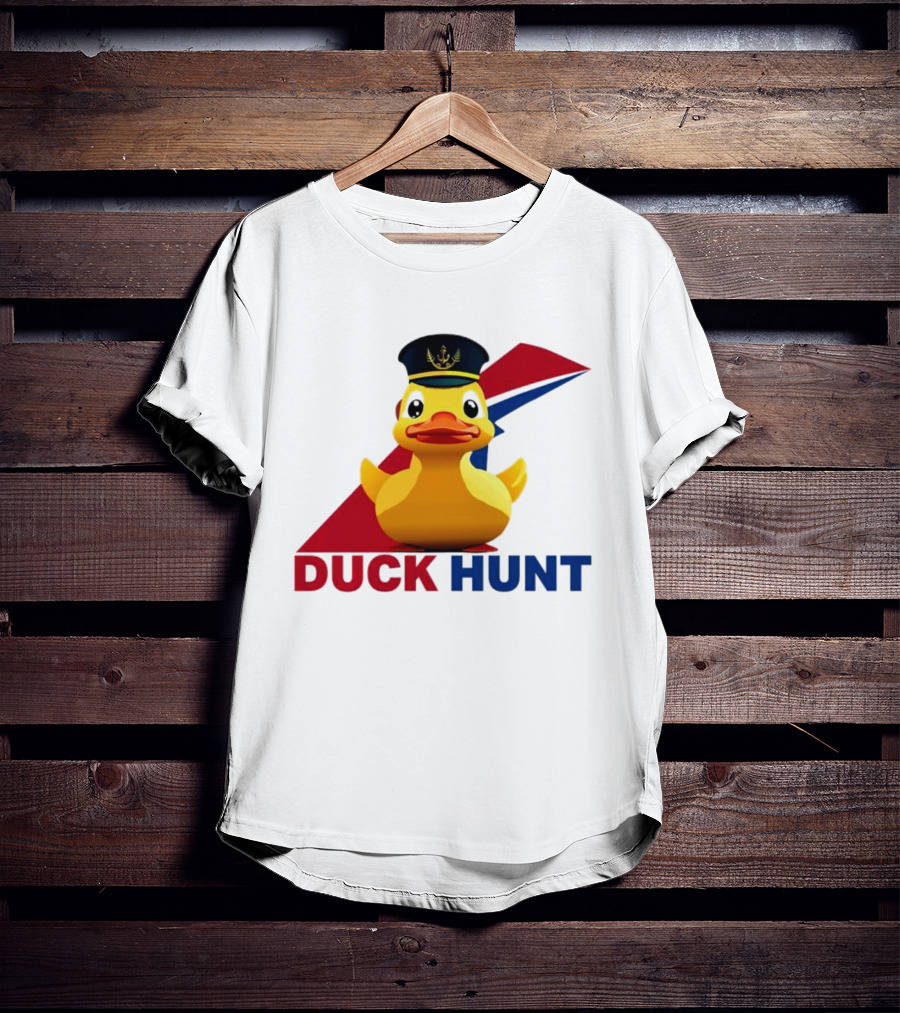 Cruising Duck Hunt Captain Rubber Duck Navy T-Shirt