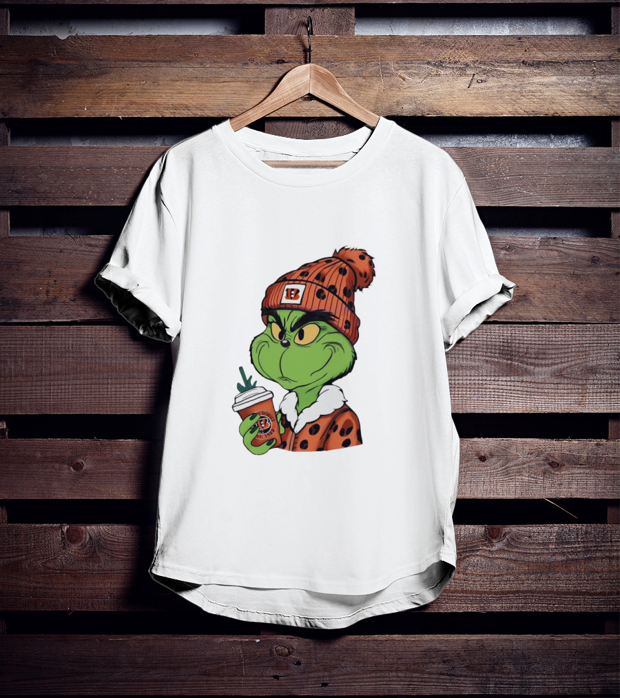 Grinch Boujee Cincinnati Bengals Football Fan Holiday T-Shirt