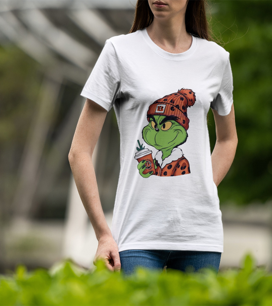 Grinch Boujee Cincinnati Bengals Football Fan Holiday T-Shirt