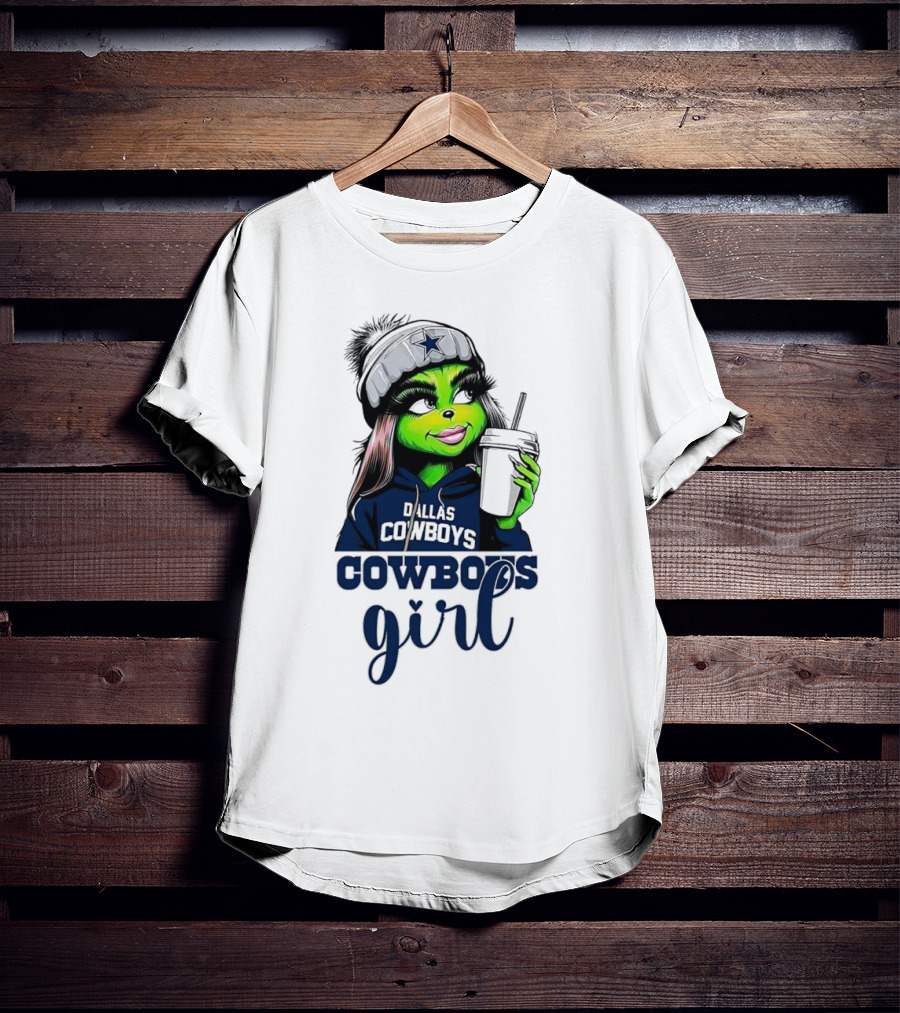 Grinch Dallas Cowboys Girl Drinking Coffee T-Shirt