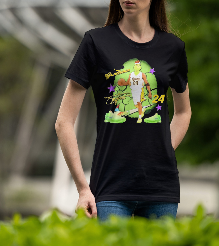 Lakers 24 Grinchmas Kobe Bryant Sneakers T-Shirt