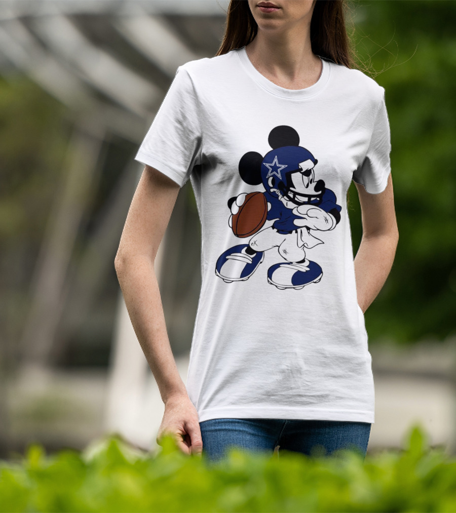 Mickey Mouse Dallas Cowboys Football Quarterback T-Shirt