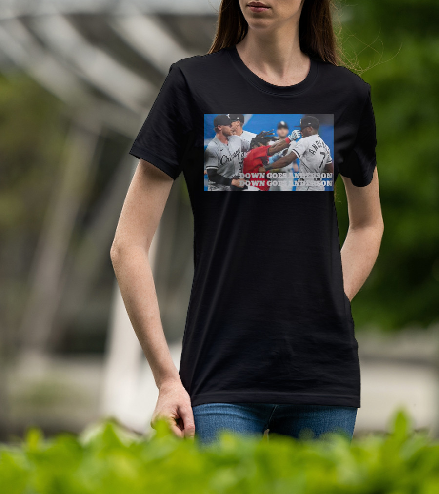 Ramírez Down Goes Anderson Chicago Baseball Confrontation T-Shirt