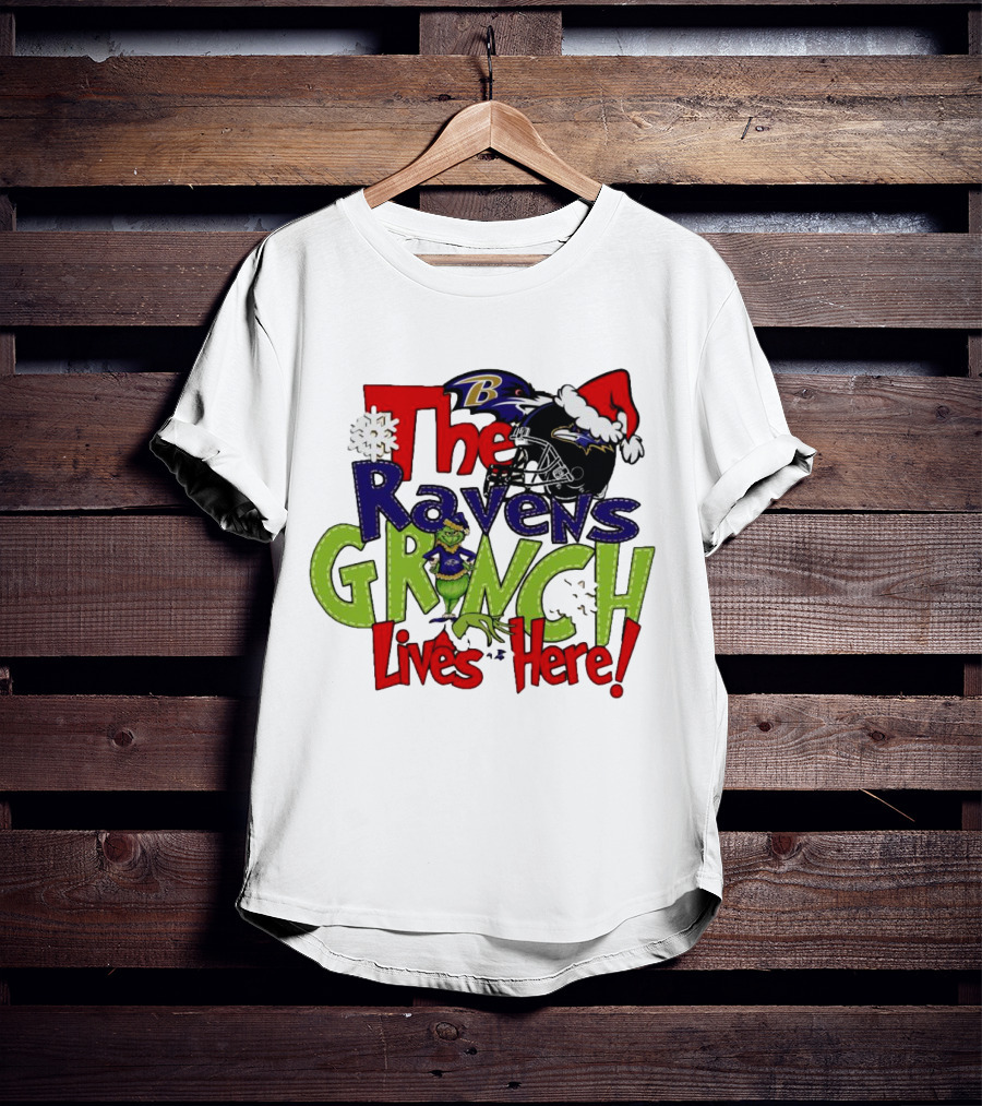 The Ravens Grinch Lives Here Christmas Ravens Logo Santa Hat T-Shirt