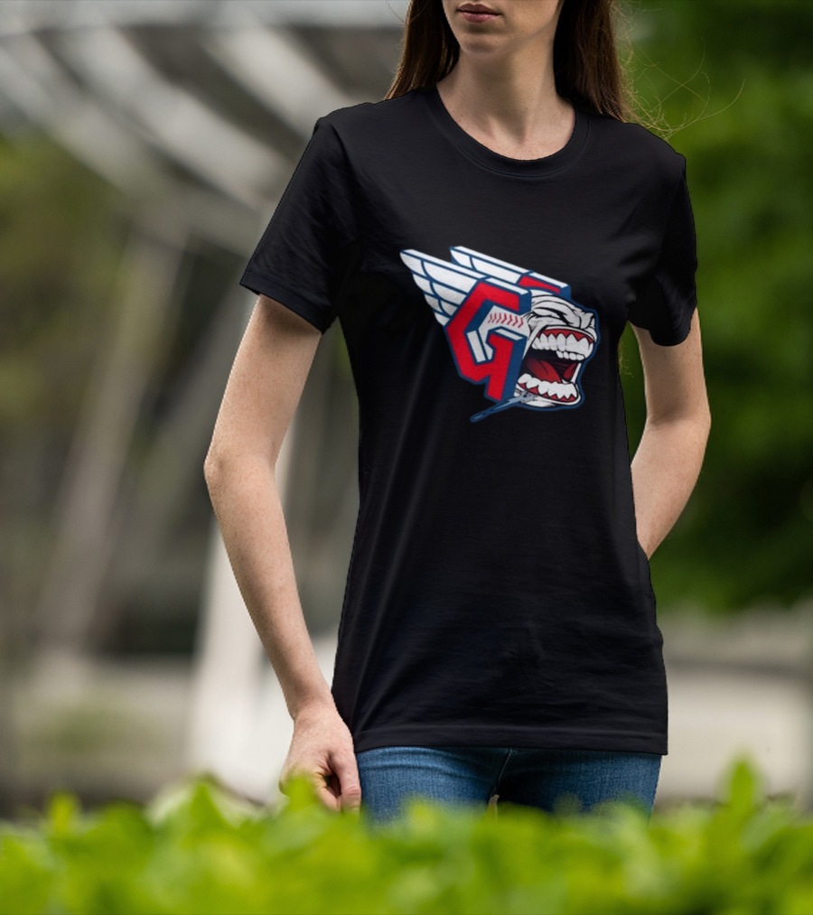 Cleveland Guardians Screaming G With Baseball Bat Wings T-Shirt