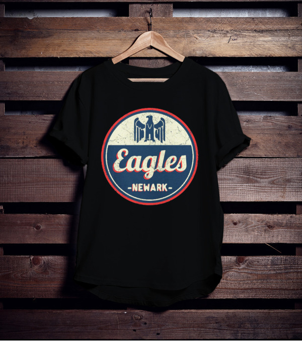 Eagles Newark Negro League Baseball Logo Retro Circle Badge T-Shirt