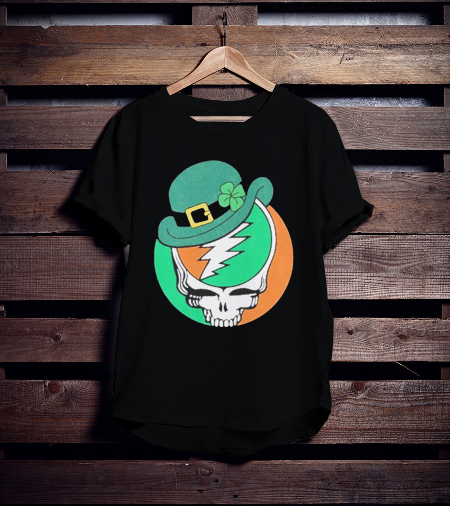 Happy St. Patrick’s Dead And Company Limited Skull In Shamrock Hat With Lightning Bolt T-Shirt