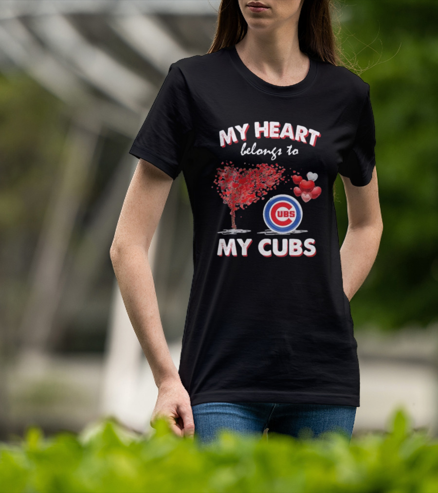 My Heart Belongs To My Cubs Chicago Cubs Love Tree Balloon Hearts T-Shirt