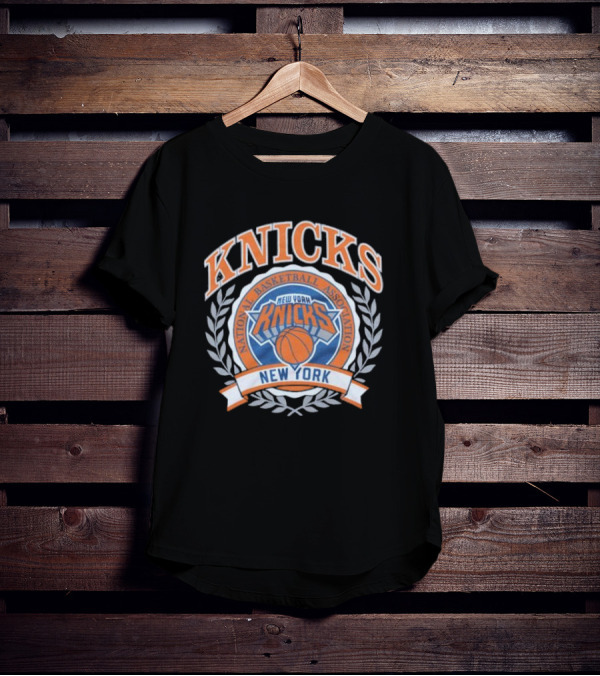 New York Knicks National Basketball Association Crest T-Shirt