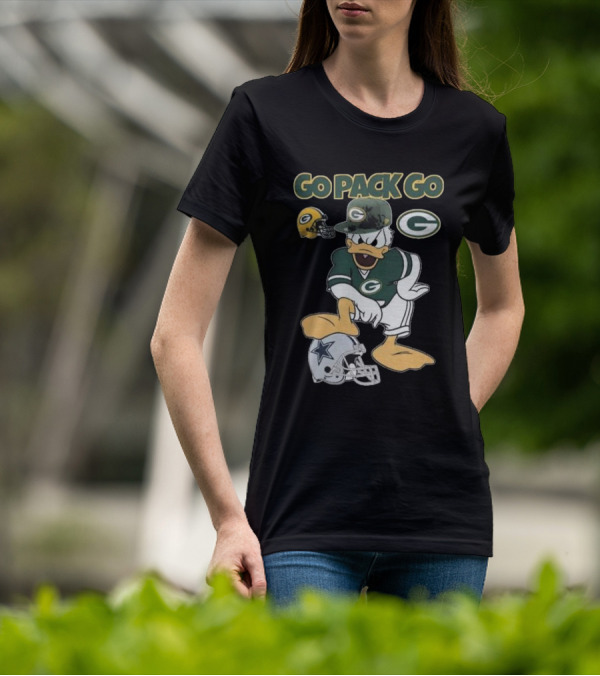 Go Pack Go Donald Duck Green Bay Packers Defeats Dallas Cowboys Helmet T-Shirt