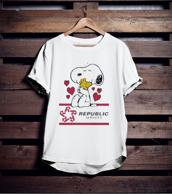 Snoopy Woodstock Republic Services Hearts T-Shirt