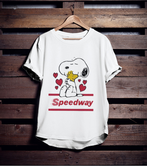 Snoopy Holding Woodstock Surrounded By Hearts Speedway T-Shirt