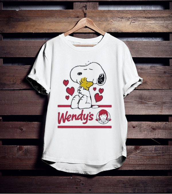 Snoopy Woodstock Hearts Wendy's T-Shirt