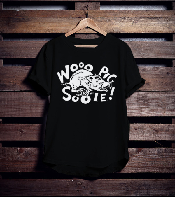Woo Pig Sooie Arkansas Razorbacks Matt Mitchell T-Shirt