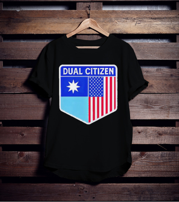 Dual Citizen Of Minnesota And USA Flag Badge T-Shirt