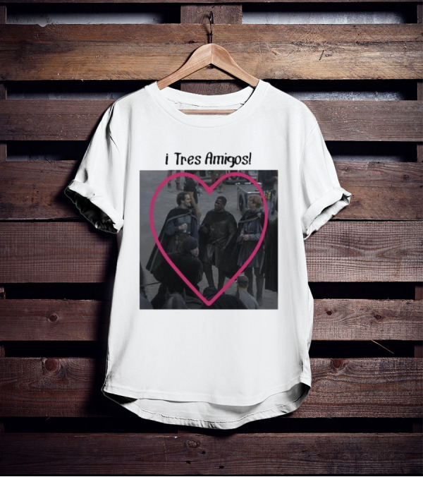 Martyn Reyne I Tres Amigos Aegon’s Friends Heart Scene T-Shirt