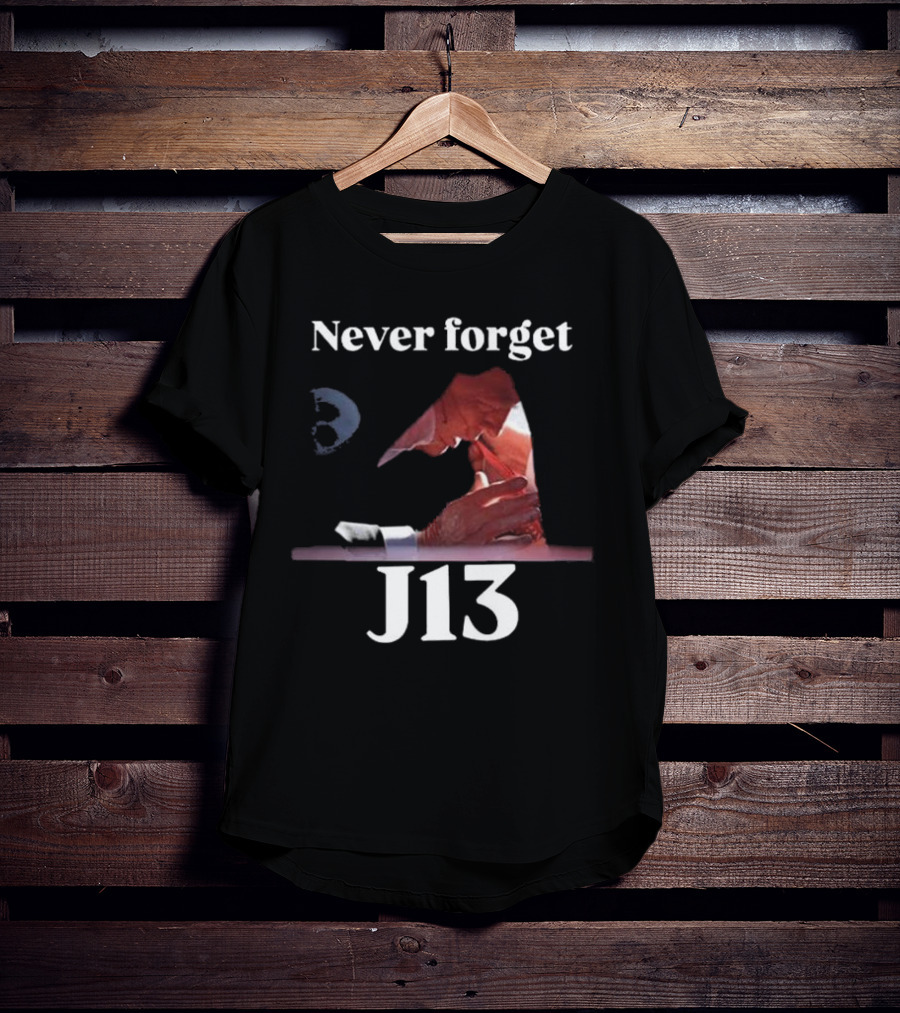 Never Forget J13 Chess King Thoughtful Moment T-Shirt