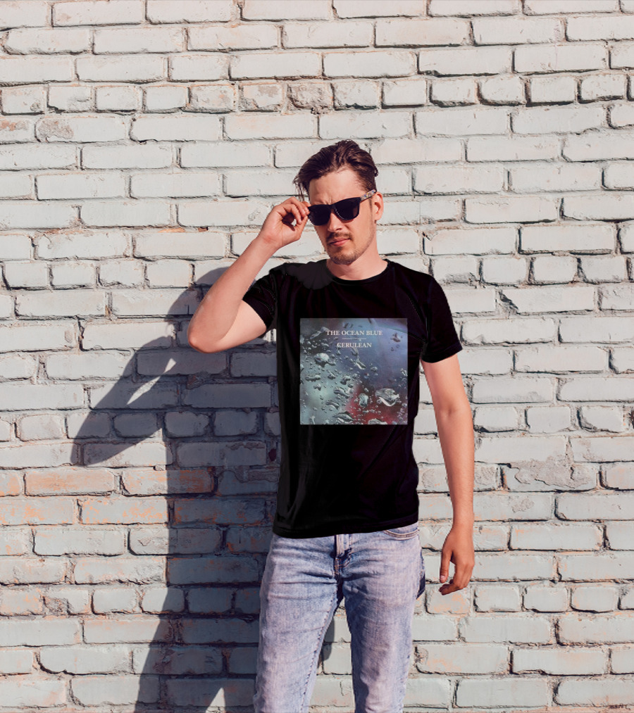 THE OCEAN BLUE CERULEAN Rainwater Reflection T-Shirt