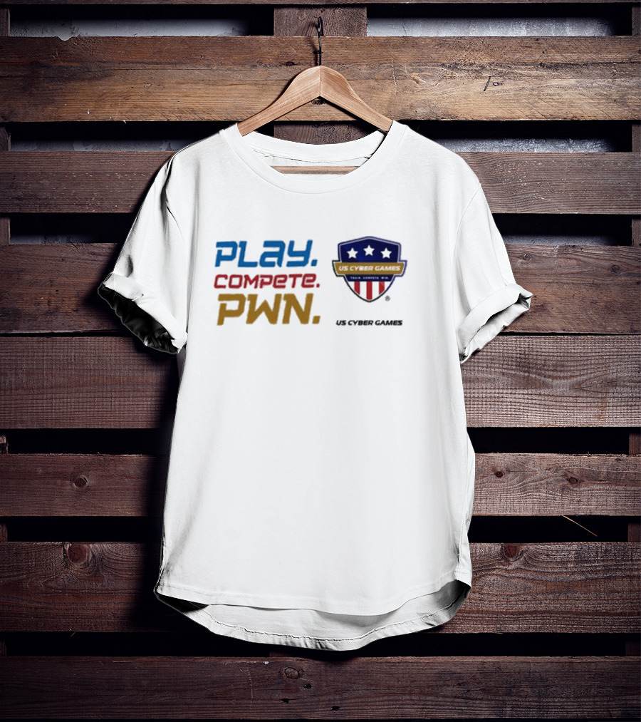 US Cyber Games Play Compete Pwn Stars And Stripes Emblem T-Shirt