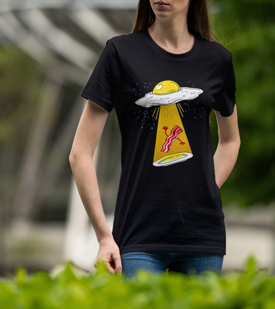Dave Danna Wonder Nation Alien UFO Egg Abduction Breakfast T-Shirt