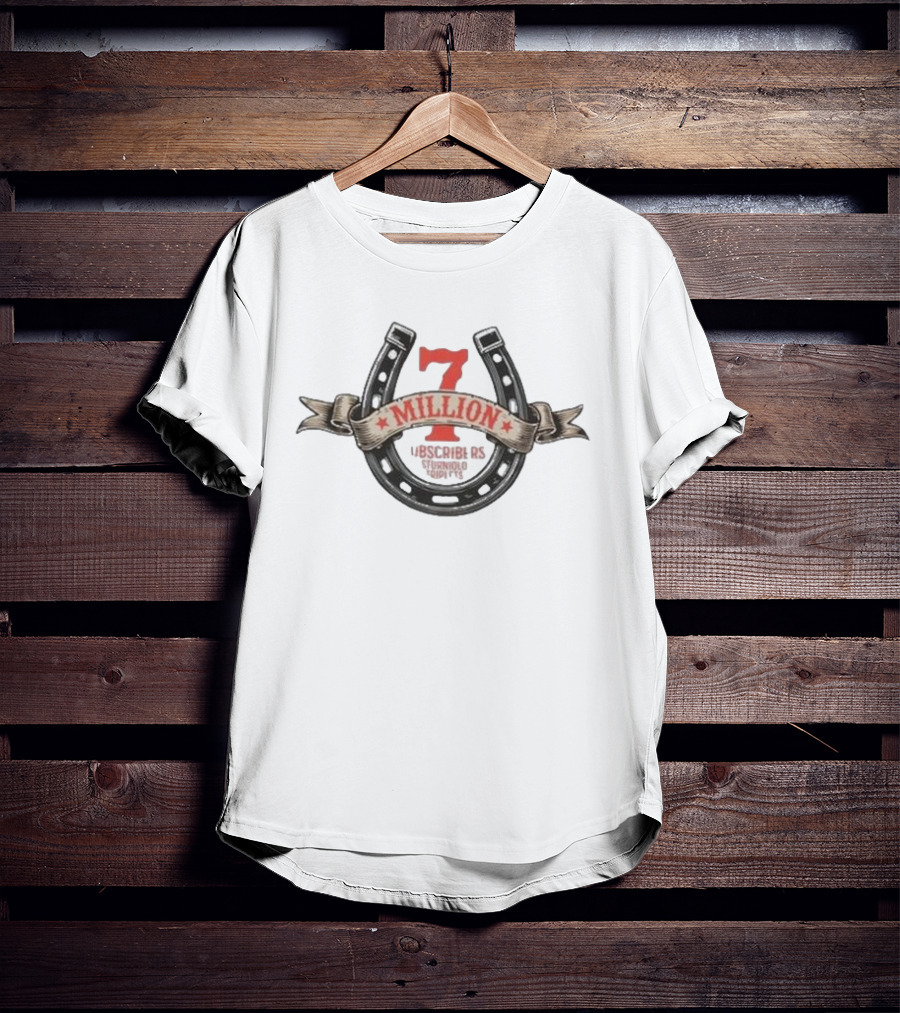 7 Million Subscribe Horseshoe Badge T-Shirt