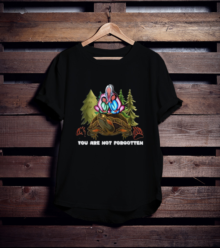 You Are Not Forgotten Native American Women MMIW Awareness Turtle And Tree Symbolism T-Shirt