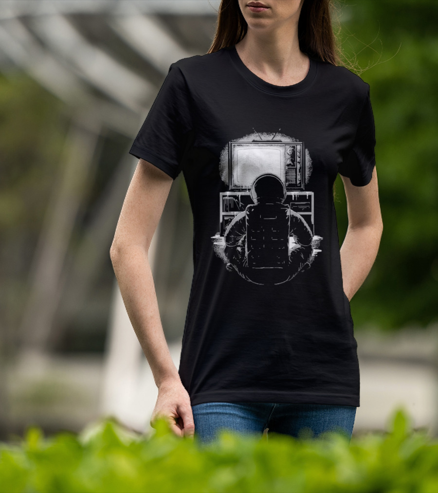 Lost Transmission Intotheam Astronaut Watching Vintage Television T-Shirt