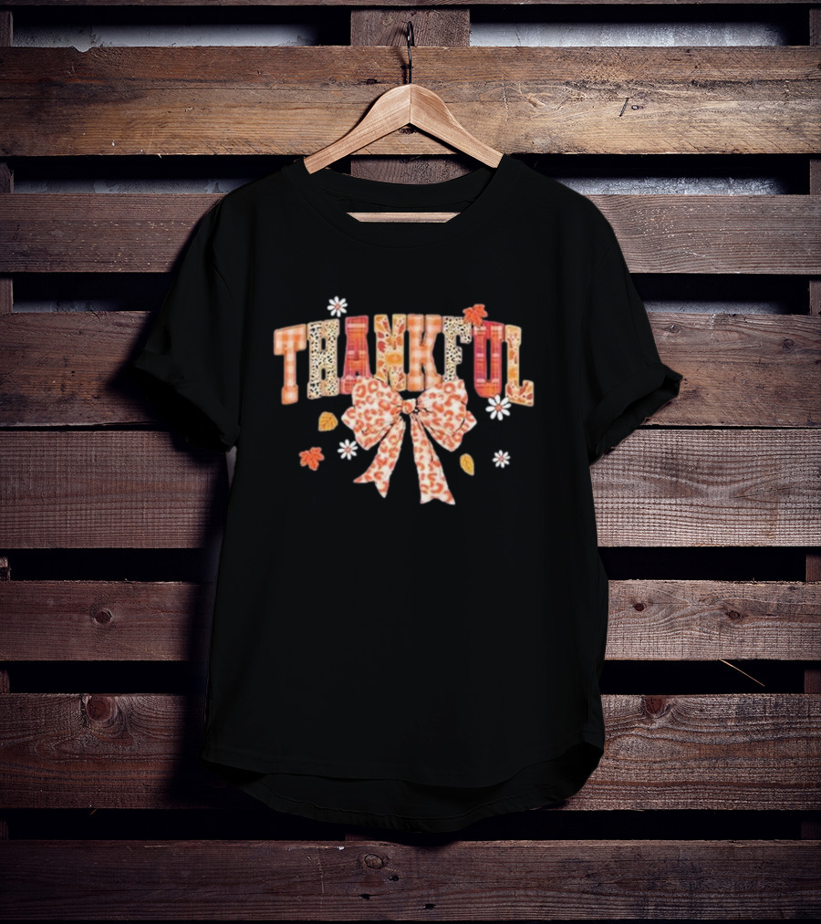 Thankful Leopard Plaid Bow With Fall Leaves And Daisies T-Shirt